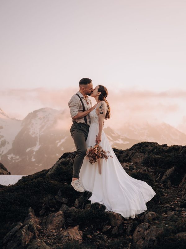 Elopement Switzerland, After Wedding, Schweiz, Berge